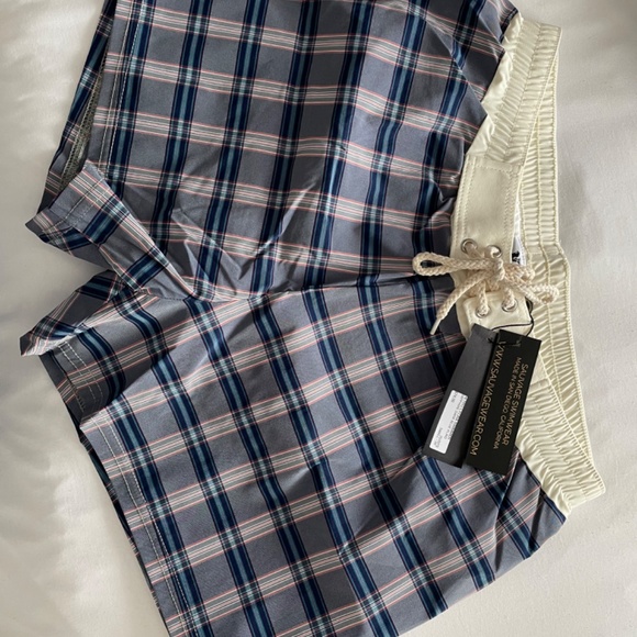 Swimwear - Picture 4 of 4